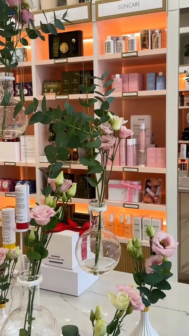 Hello, Londoners! With the sun making a radiant appearance today, it’s the perfect moment to talk about the unsung hero of skincare: sunscreen. Protecting your skin doesn’t mean compromising on that coveted glow. Here are three standout SPFs that not only shield your skin but also leave it luminous:

🌸 Beauty of Joseon Relief Sun: Rice + Probiotics SPF 50+ PA++++
This Korean favorite boasts a lightweight, creamy texture that absorbs seamlessly, leaving no white cast—even on deeper skin tones. Infused with rice extract and probiotics, it hydrates and brightens, giving your skin a natural, dewy finish. It’s fragrance-free and layers beautifully under makeup, making it ideal for daily wear. 

✨SKIN1004 Madagascar Centella Hyalu-Cica Water-Fit Sun Serum SPF 50+ PA++++
A true multitasker, this sun serum combines potent UV protection with skin-loving ingredients like Centella Asiatica and hyaluronic acid. Its watery, serum-like consistency feels weightless and provides a semi-matte finish, making it perfect for those who desire hydration without the shine. Plus, it’s fragrance-free and suitable for sensitive skin. 

✨Darling Sun SPF 50
For those seeking sun protection, Darling Sun SPF 50 offers a silky application with a radiant finish. While specific details on its formulation are limited, it’s known for providing effective sun protection while imparting a healthy glow. It’s a chic addition to any skincare routine.