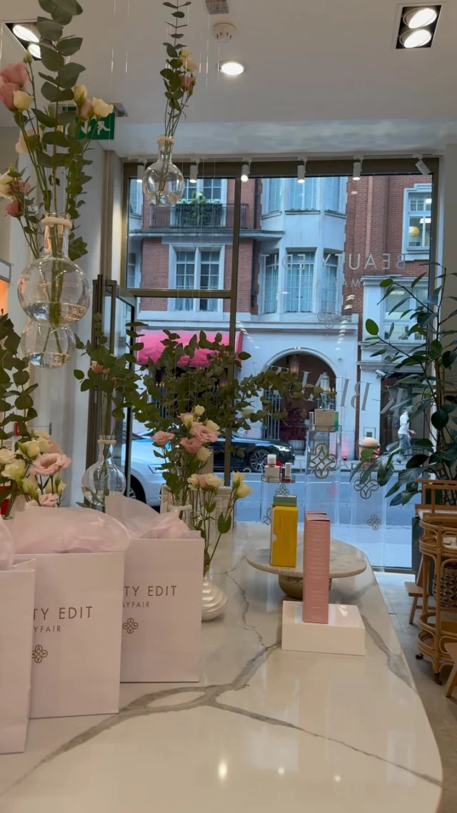 New Drop Alert
K-Beauty lovers, this one’s for you!
We’ve just introduced the freshest selection of K-beauty must-haves at Beauty Edit Mayfair — think glowing skin, glassy finishes, and next-level hydration straight from Seoul.
From cult serums to ultra-soothing sheet masks, come discover your new skin obsession.

Available in-store and online from today — don’t miss out.
#KBeauty #BeautyEditMayfair #NewDrop #GlassSkinGoals #kskincare
